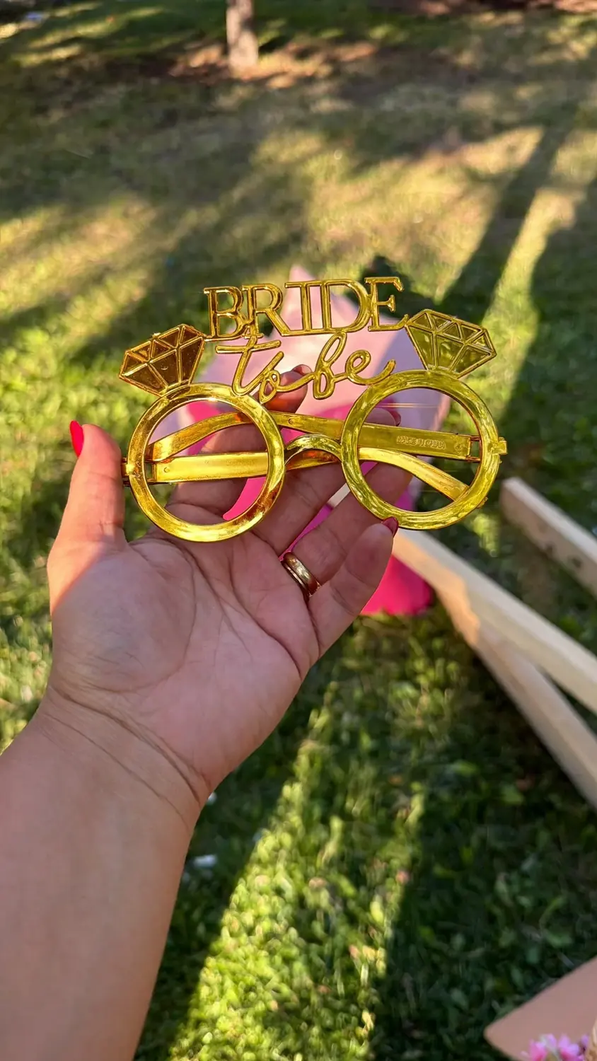 Bride to Be temalı dekoratif gözlükler